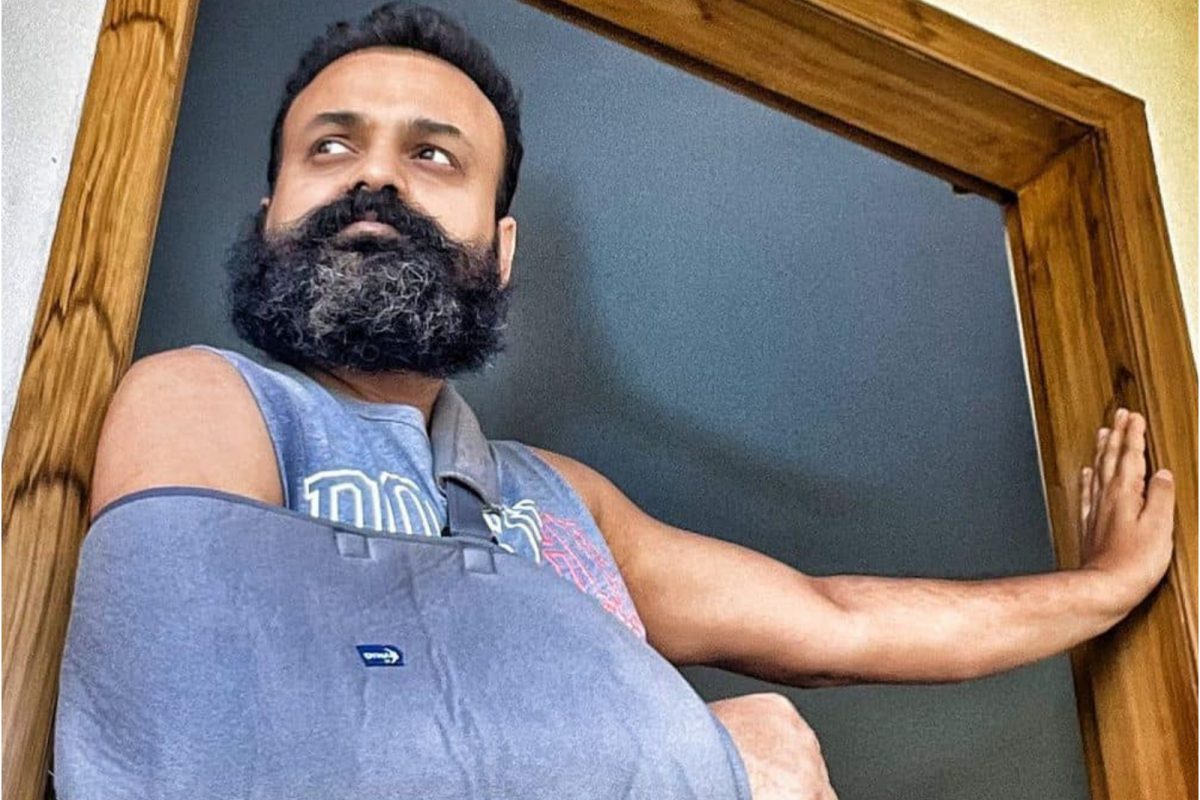 Kunchacko Boban | ഒന്ന് 'പരുക്കനാ'യപ്പോള്‍ കിട്ടിയ 'പരിക്കു'മായി ചാക്കോച്ചന്‍; കുഴിയില്‍ വീണതാണോ എന്ന് ആരാധകർ