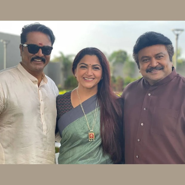 ചിന്നത്തമ്പി എന്ന സിനിമ മതി ഖുശ്ബു (Kushboo), പ്രഭു (Prabhu) ജോഡികൾ പ്രേക്ഷകരുടെ മനസ്സിൽ ചേക്കേറാൻ. നിഷ്കളങ്കനായ ചിന്നത്തമ്പിയും പ്രഭുകുടുംബത്തിലെ പെൺകുട്ടിയായ നന്ദിനിയും തമ്മിലെ പ്രണയമായിരുന്നു ഈ സിനിമയിലെ ഇതിവൃത്തം. വേറെയും സിനിമകൾ ഈ ജോഡികളുടേതായി പുറത്തുവന്നു. അതിലുമേറെ വാർത്താ പ്രാധാന്യം നേടിയതായിരുന്നു ജീവിതത്തിലും ഇവർ തമ്മിലുള്ള പ്രണയം ചിന്നത്തമ്പി എന്ന സിനിമ മതി ഖുശ്ബു (Kushboo), പ്രഭു (Prabhu) ജോഡികൾ പ്രേക്ഷകരുടെ മനസ്സിൽ ചേക്കേറാൻ. നിഷ്കളങ്കനായ ചിന്നത്തമ്പിയും പ്രഭുകുടുംബത്തിലെ പെൺകുട്ടിയായ നന്ദിനിയും തമ്മിലെ പ്രണയമായിരുന്നു ഈ സിനിമയിലെ ഇതിവൃത്തം. വേറെയും സിനിമകൾ ഈ ജോഡികളുടേതായി പുറത്തുവന്നു. അതിലുമേറെ വാർത്താ പ്രാധാന്യം നേടിയതായിരുന്നു ജീവിതത്തിലും ഇവർ തമ്മിലുള്ള പ്രണയം