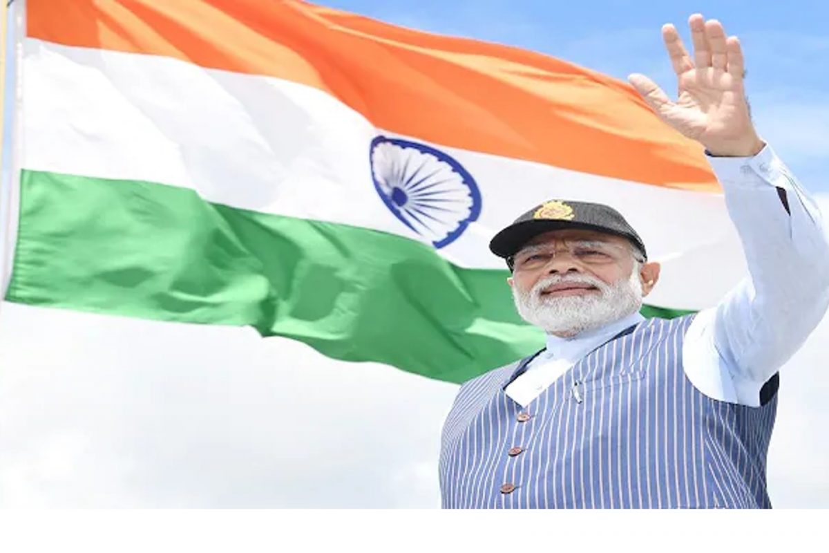 യോ​ഗ മുതൽ യുഎഇ ക്ഷേത്രത്തിന്റെ തറക്കല്ലിടൽ വരെ; ഇന്ത്യൻ സംസ്കാരത്തിന്റെ അംബാസഡറായ പ്രധാനമന്ത്രി