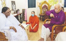 'മാതാ അമൃതാനന്ദമയി എന്നും പ്രചോദനം'; അമൃതപുരിയിലെത്തി RSS സര്‍സംഘചാലക് മോഹന്‍ ഭാഗവത്