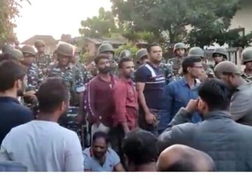 (Photo: Video screengrab /News18) (Photo: Video screengrab /News18)