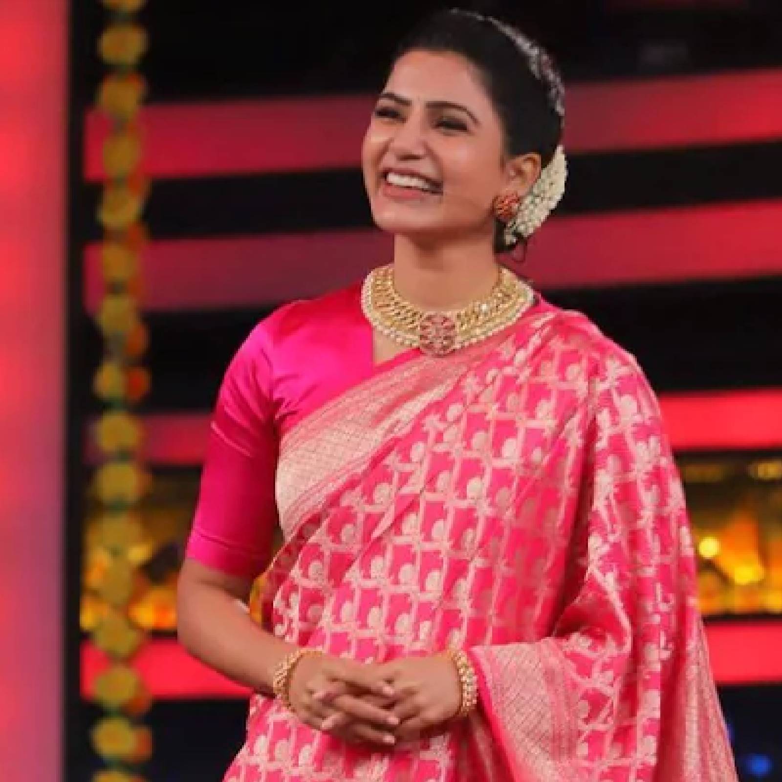  മലയാളത്തിൽ നിന്നും ഉണ്ണി മുകുന്ദൻ, ദേവ് മോഹൻ എന്നിവർ സമാന്തയുടെ നായകന്മാരായിക്കഴിഞ്ഞു. ഇതിൽ ദേവ് മോഹൻ വേഷമിട്ട 'ശാകുന്തളം' ഉടനെ റിലീസ് ചെയ്യും