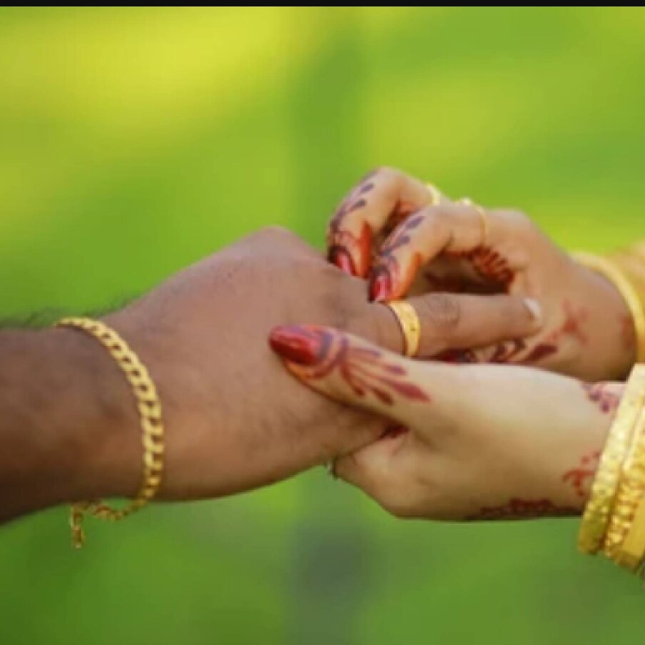  വീട്ടുകാർ തമ്മിൽ സംസാരിച്ച് സംഭവത്തിൽ തീർപ്പുണ്ടാക്കി. ആരും പരാതി നൽകുകയോ, ആരെയും അറസ്റ്റ് ചെയ്യുകയോ ഉണ്ടായില്ല. ലഭിച്ച പണം പോരെന്നു തീരുമാനിച്ച വധു മണ്ഡപത്തിൽ വന്നില്ല. അവർക്ക് ആ വിവാഹത്തിൽ താല്പര്യമുണ്ടായിരുന്നില്ല എന്ന് പോലീസ് പറഞ്ഞു