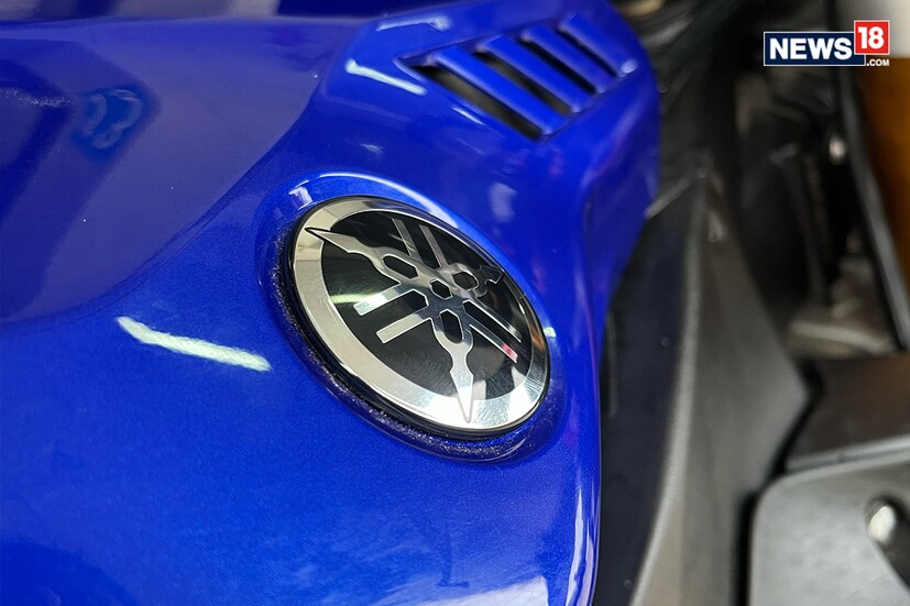 Yamaha YZF R1