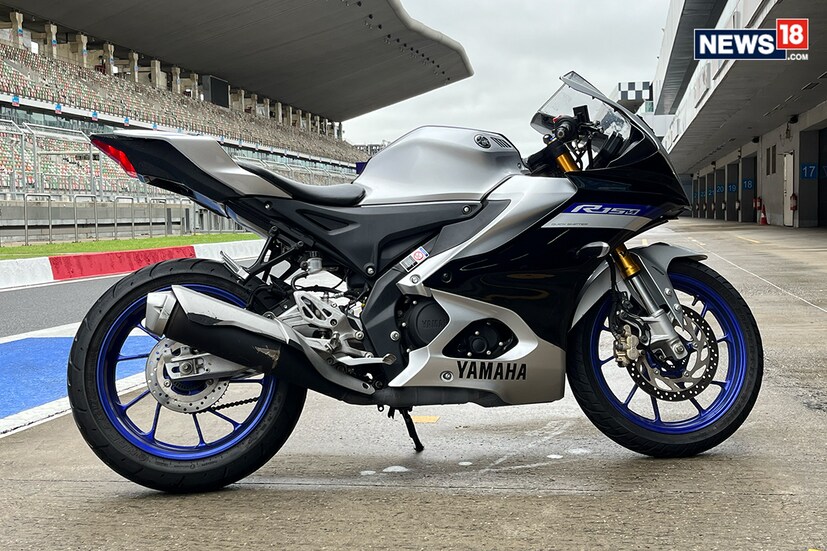 Yamaha R15 V4 M