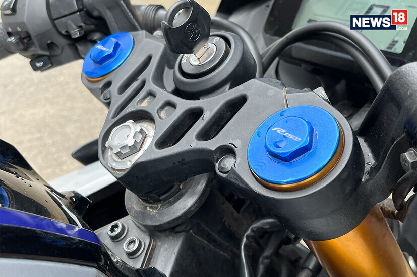 Yamaha R15 V4 M