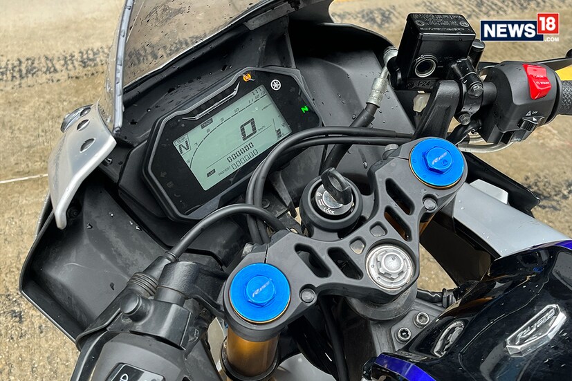 Yamaha R15 V4 M