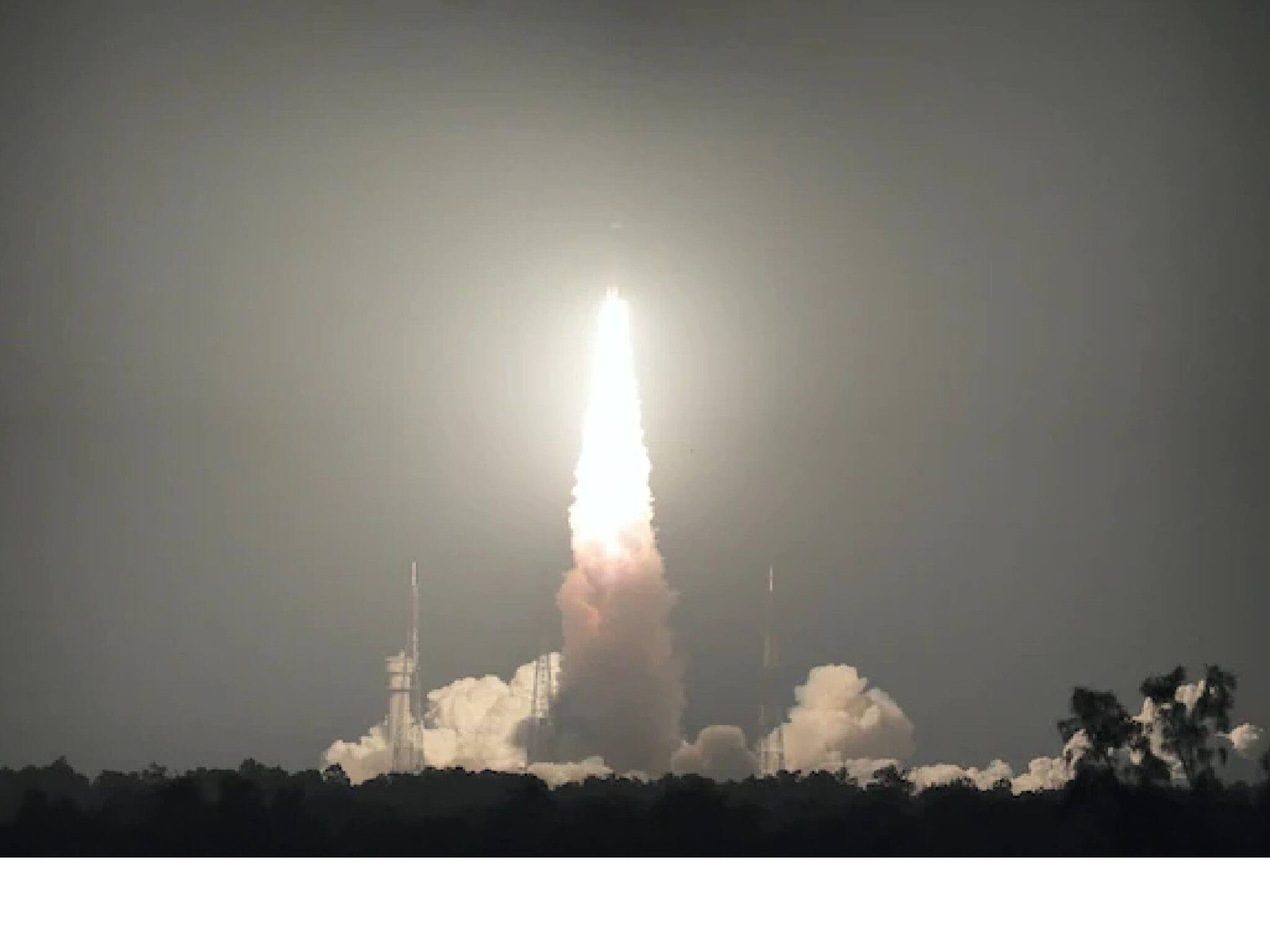 ISRO | 36 ഉപഗ്രഹങ്ങള്‍ ഒന്നിച്ച് വിക്ഷേപിച്ചു; ചരിത്രം കുറിച്ച് ഐഎസ്ആർഒ; ദൗത്യത്തിന്റെ പ്രത്യേകതകൾ