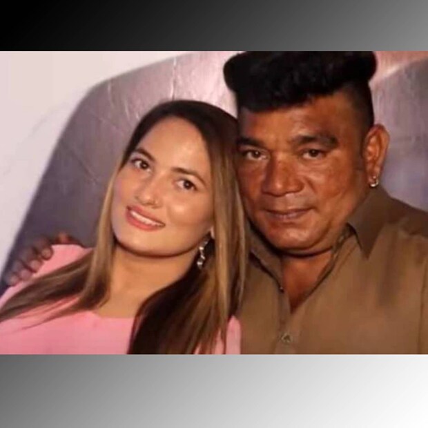  ആലിയയുടെയും റഫീഖിന്‍റെയും പ്രണയകഥ സോഷ്യൽ മീഡിയയിൽ വൈറലാകുകയാണ്. പാകിസ്ഥാനിൽനിന്നുള്ള ദമ്പതികളാണ് ആലിയയും റഫീഖും. ഒരാളുടെ ഹൃദയം കവരാൻ വയറ് നിറച്ചാൽ മതിയെന്ന ചൊല്ല് അന്വർഥമാക്കുന്നതാണ് ഈ പ്രണയകഥ. അതായത് നല്ല ഭക്ഷണം ഉണ്ടാക്കി നൽകിയാൽ മനസ് കീഴടക്കാമെന്ന് സാരം. ആലിയ എന്ന 22കാരിക്ക് രുചികരമായ മട്ടൻ കറി വെച്ചു നൽകിയാണ് റഫീഖ് എന്ന 55കാരൻ മനസ് കീഴടക്കിയത്. പ്രണയം തുറന്നുപറഞ്ഞു ഇരുവരും വിവാഹം കഴിക്കുകയും സന്തോഷകരമായ ദാമ്പത്യജീവിതം നയിക്കുകയും ചെയ്യുന്നു.