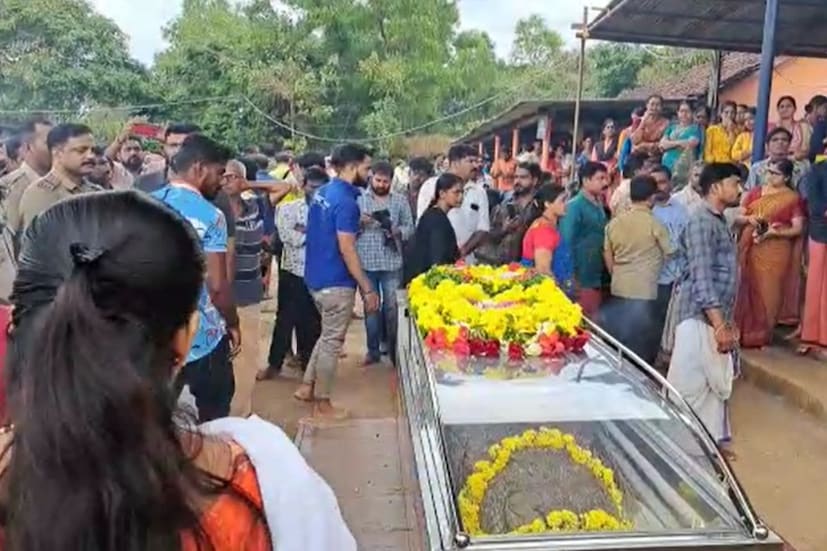  പുലർച്ചെ ഗേറ്റ് തുറക്കുന്ന ശബ്ദം കേട്ടാൽ തിരികെ തടാകത്തിലേക്കു മടങ്ങുകയാണ് പതിവ്. ഇതുവരെ മനുഷ്യരെ ഉപദ്രവിച്ചിട്ടില്ല.