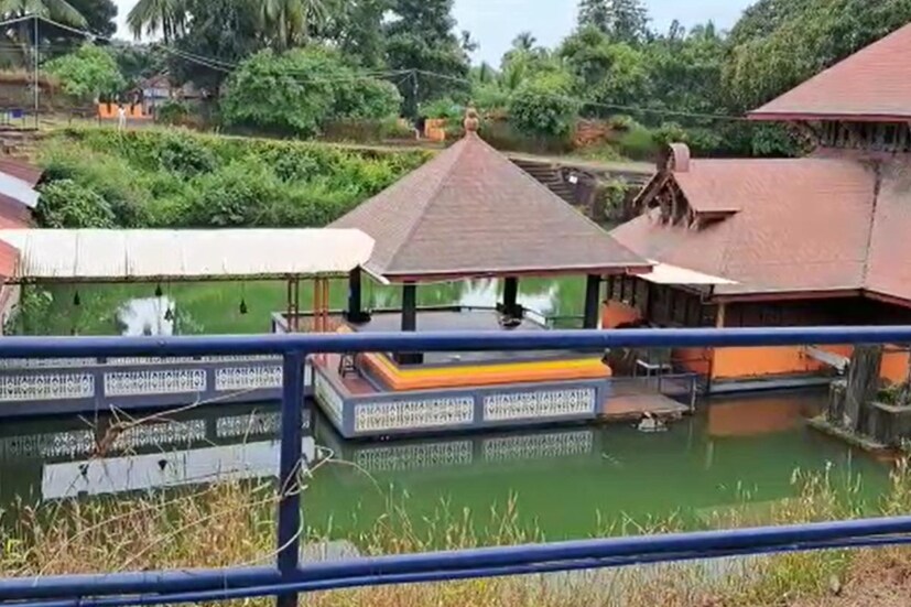  തിരുവനന്തപുരം പത്മനാഭസ്വാമി ക്ഷേത്രത്തിന്റെ മൂലസ്ഥാനമാണ് അനന്തപുരം ക്ഷേത്രമെന്നാണ് വിശ്വാസികള്‍ കരുതുന്നത്. ബബിയയെ കാണുന്നത് വലിയ അനുഗ്രഹമായാണ് ഭക്തര്‍ കരുതിയിരുന്നത്.
