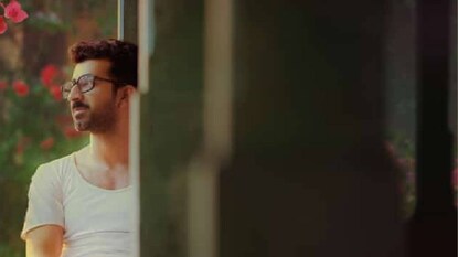 നീലവെളിച്ചം നീലവെളിച്ചം