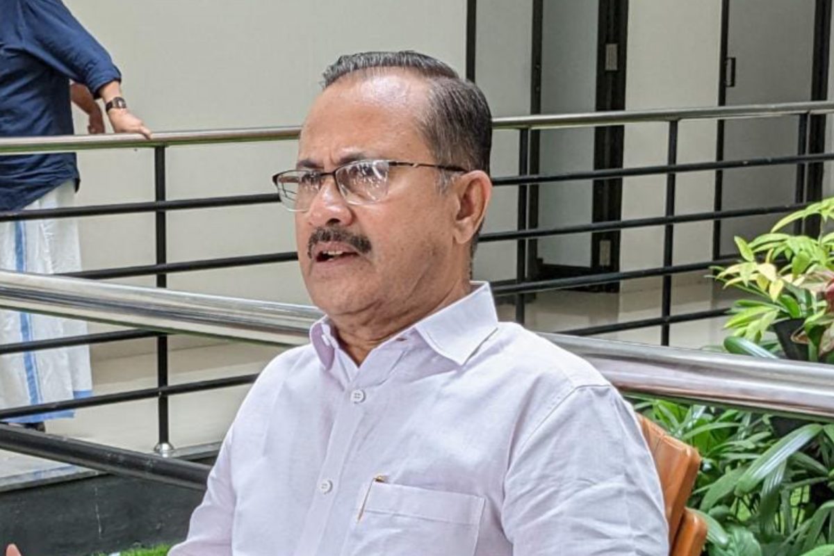 സിനിമയ്ക്കെതിരെ കോടതിയെ സമീപിക്കും; മുഖ്യമന്ത്രി ഫെയ്സ്ബുക്കിൽ പോസ്റ്റിട്ടാൽ പോരെന്ന് പിഎംഎ സലാം