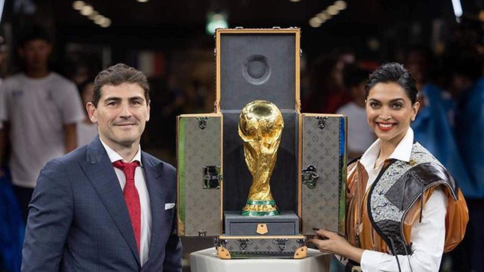 Congress Kerala on X: Deepika Padukone creates history for India. The  Pathaan star is the first Indian to unveil the FIFA World Cup trophy. Proud  of you, Deepika!  / X
