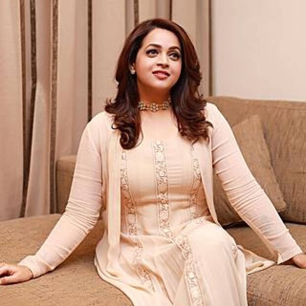  ഒരുപാട് വിജയങ്ങൾ, പരാജയങ്ങൾ, തിരിച്ചടികൾ, വേദനകൾ, സന്തോഷം, സ്നേഹം, സൗഹൃദങ്ങൾ...എന്നാൽ ഇവയെല്ലാം എന്നെ ഇന്നത്തെ ഞാൻ എന്ന വ്യക്തിയായി രൂപപ്പെടുത്തി!! ഇപ്പോഴും ഞാൻ ഒരുപാട് പഠിക്കുകയും പഠിച്ചതിനെ തിരുത്തിക്കുറിക്കുകയും ചെയ്യുന്നു...