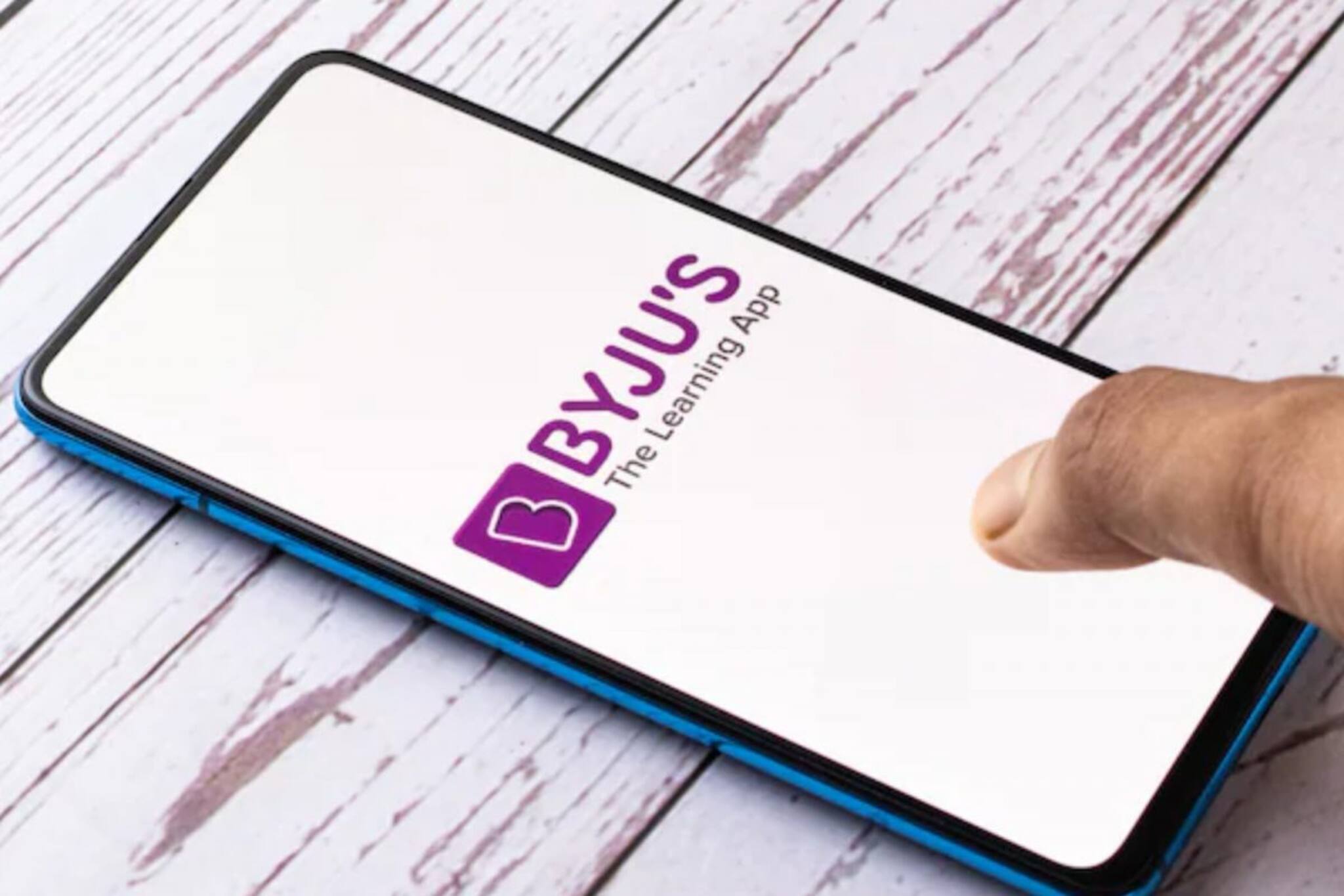 'ഫോണ്‍ വിളിച്ച് കുട്ടികളെയും മാതാപിതാക്കളെയും ഭീഷണിപ്പെടുത്തുന്നു'; ബൈജൂസിനെതിരെ ദേശീയ ബാലാവകാശ കമ്മീഷന്‍