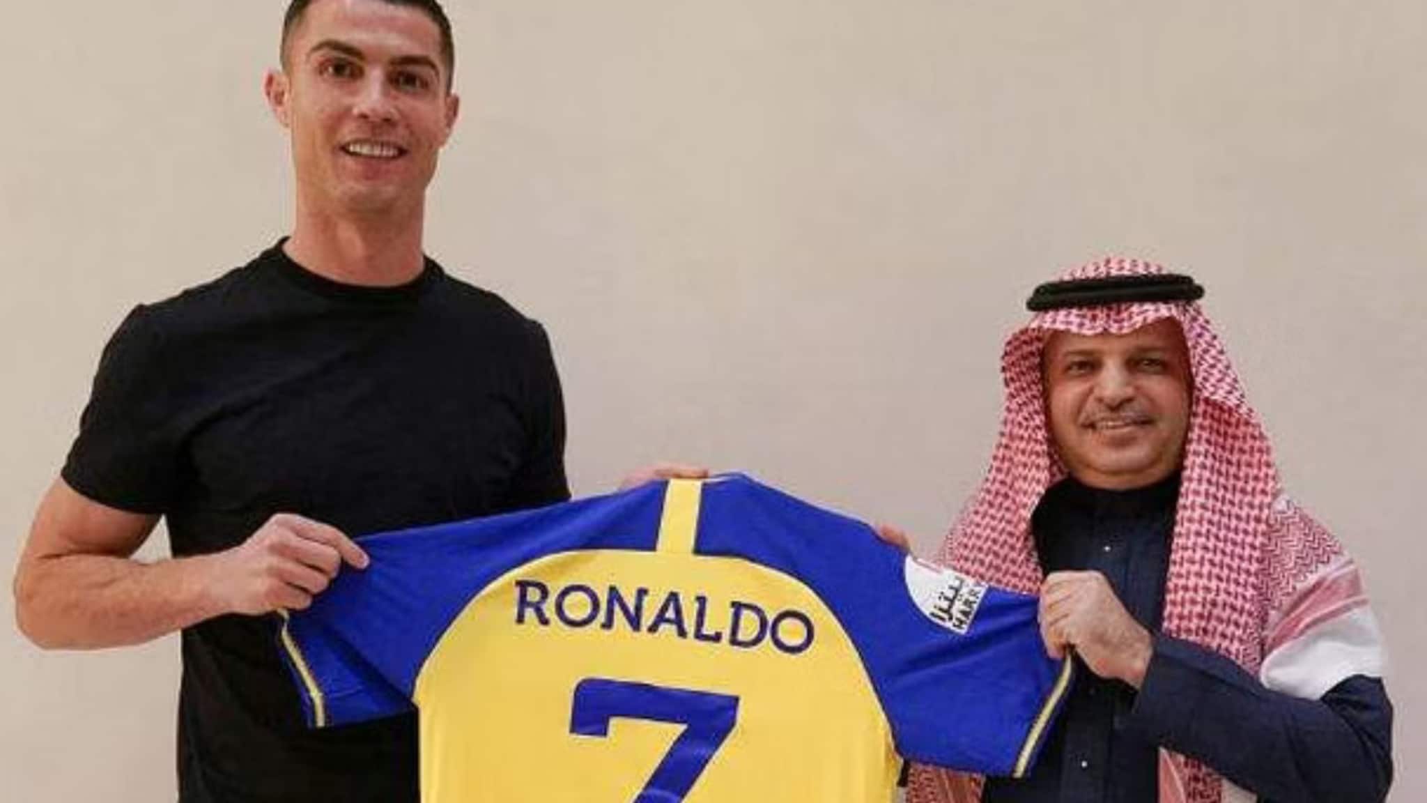 'റൊണാൾഡോ കറസ്പോണ്ടന്‍റിനെ' തേടി അറേബ്യൻ മാധ്യമം; മാ.പ്ര യാകാൻ താൽപര്യമുണ്ടോ?