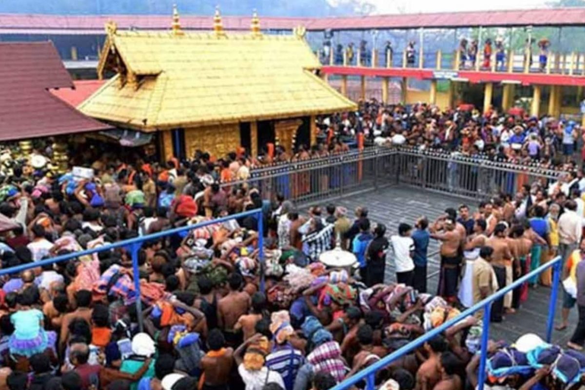 സംഭവത്തില്‍ പത്തനംതിട്ട ജില്ലാ കളക്ടറോട്‌ കോടതി റിപ്പോർട്ട് തേടി
