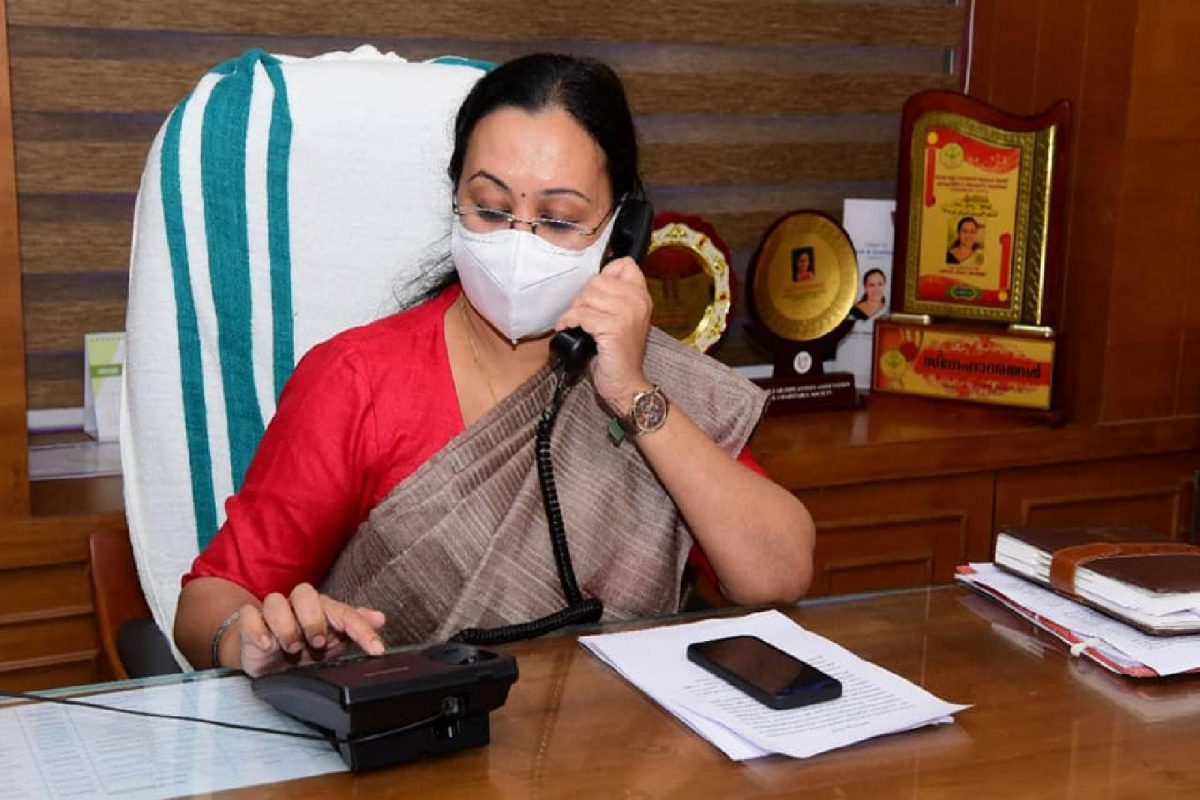 കോവിഡ് രോഗികള്‍ വര്‍ധിക്കുന്നത് മുന്നില്‍ കണ്ട് ഐസിയു, വെന്റിലേറ്റര്‍ ആശുപത്രി സംവിധാനങ്ങള്‍ കൂടുതല്‍ മാറ്റിവയ്ക്കാനും മന്ത്രി നിര്‍ദേശം നല്‍കി
