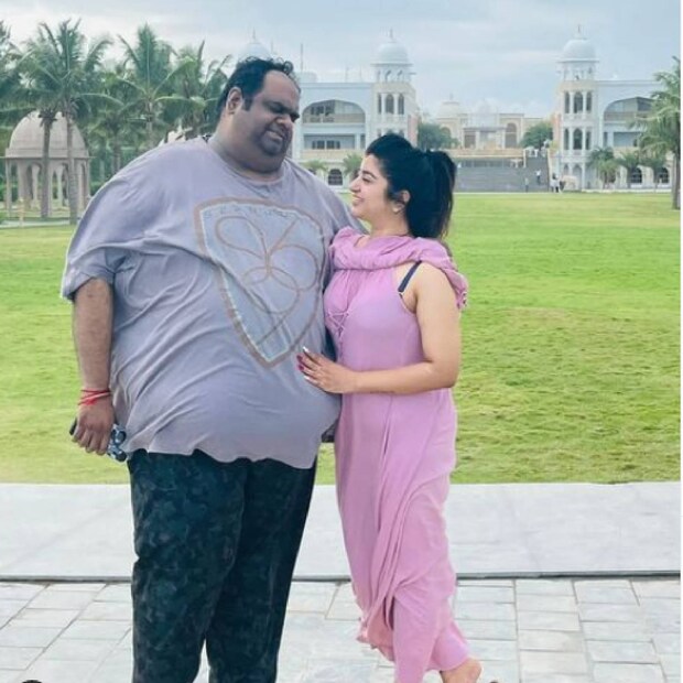  രവീന്ദറിന്റെ സമ്പത്ത് മോഹിച്ചാണ് മഹാലക്ഷ്മി വിവാഹത്തിന് തയാറായതെന്നായിരുന്നു മറ്റൊരു ആക്ഷേപം