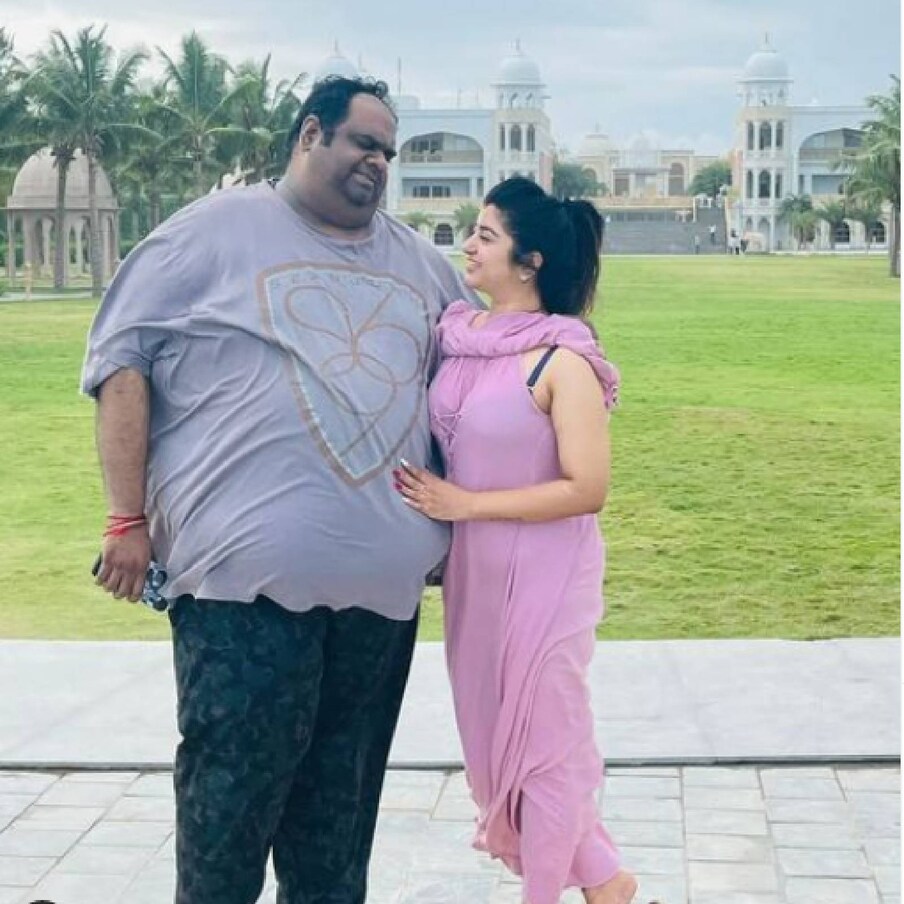  രവീന്ദറിന്റെ സമ്പത്ത് മോഹിച്ചാണ് മഹാലക്ഷ്മി വിവാഹത്തിന് തയാറായതെന്നായിരുന്നു മറ്റൊരു ആക്ഷേപം