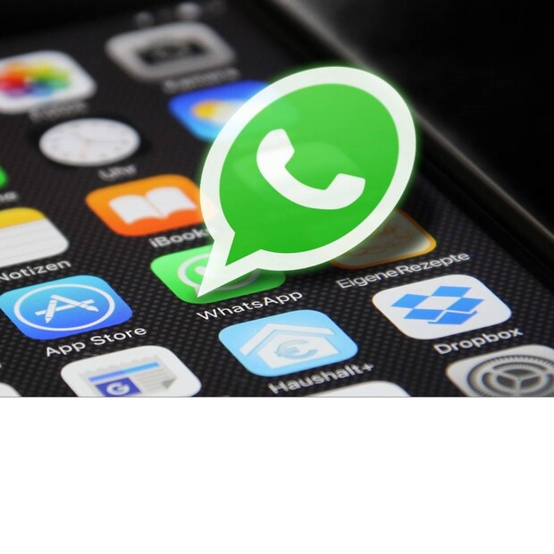 WhatsApp, Search By Date Feature, Find Specific Messages in WhatsApp On iOS, Search By Date Feature whatsapp, iOS whatsapp Search By Date, Photos, iphone, High-Resolution, Share High-Resolution Photos on WhatsAppവാട്ട്സ്ആപ്പ്, ഫോട്ടോസ്, ഐഫോൺ, ഉയർന്ന റെസൊല്യൂഷൻ