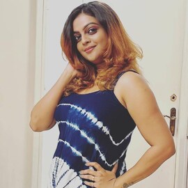 വലിയ പ്രശ്നങ്ങൾ ഇല്ലാത്ത ഒരു ദിവസം ഉണ്ടായാൽ ഞാൻ എന്നെ തന്നെ നുള്ളി നോക്കാറുണ്ട്: അശ്വതി ശ്രീകാന്ത്