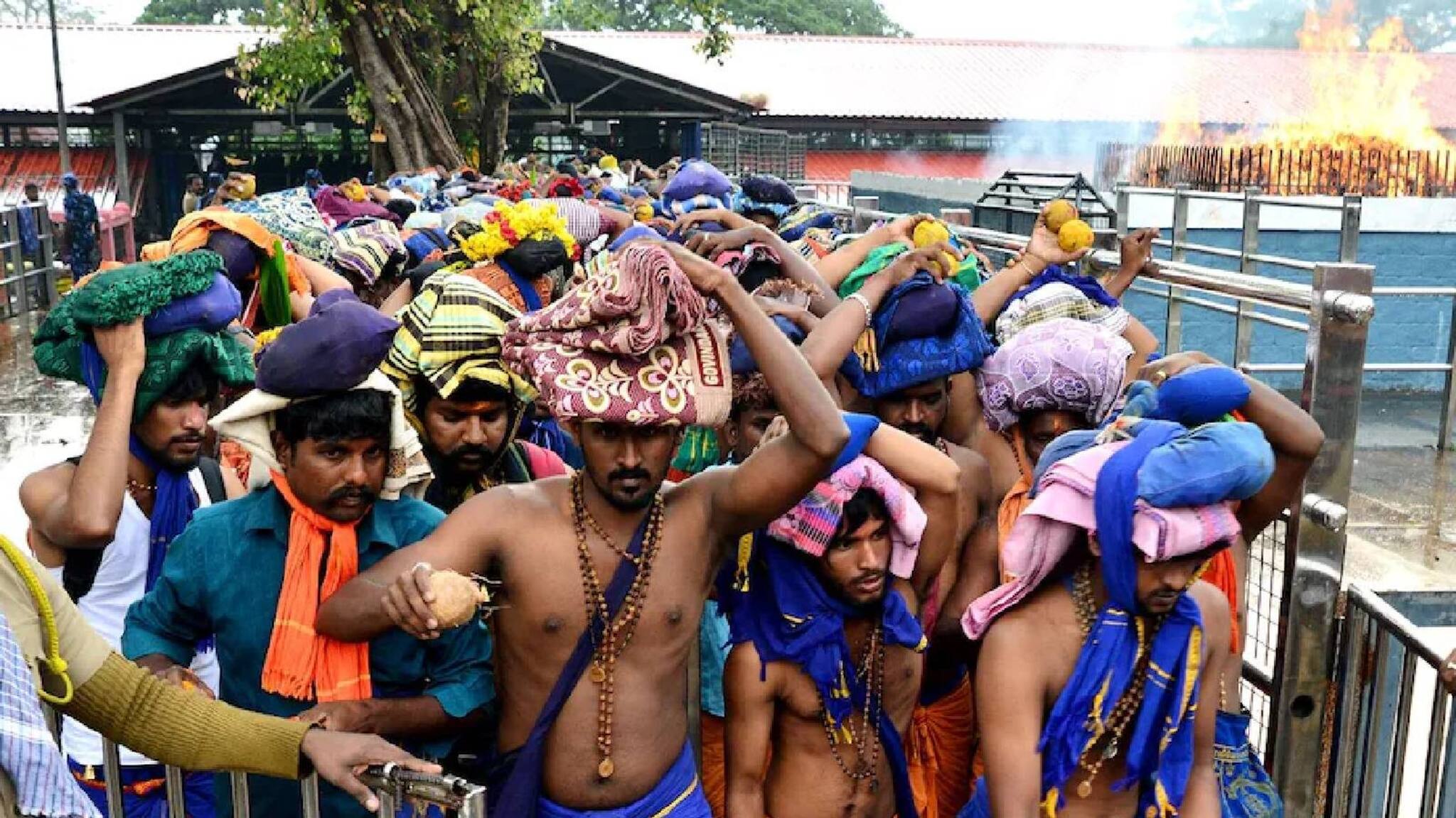 മംഗളൂരുവിൽ നിന്നുള്ള അയ്യപ്പഭക്തർ കേരള രജിസ്ട്രേഷൻ വാഹനങ്ങൾ ആശ്രയിക്കുന്നതെന്തിന്?