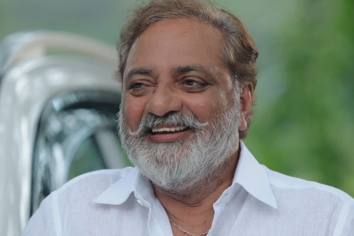 സാമ്പാറുണ്ടെന്നു പറഞ്ഞ് കോസ്റ്റ്യൂം വലിച്ചെറിഞ്ഞു, പ്രമോഷനും വന്നില്ല: ജോയ് മാത്യുവിനെതിരെ...