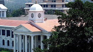 സെക്രട്ടേറിയറ്റ് 