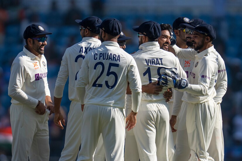 Indian players celebrate wicket of Australia's Usman Khawaja during the first day of the first cricket test match between India and Australia , in Nagpur, India, Thursday, Feb. 9, 2023. (AP Photo)