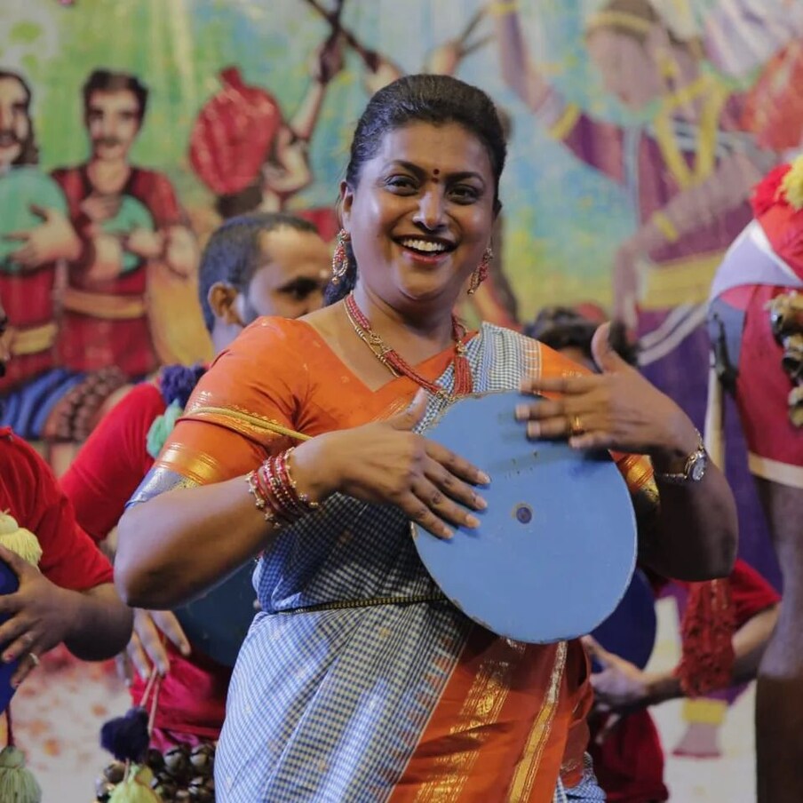  എന്നാല്‍ 2009 ല്‍ സംസ്ഥാന തെരഞ്ഞെടുപ്പില്‍ പരാജയപ്പെട്ടതോടെ ടിഡിപി വിട്ട് വൈഎസ്ആര്‍ കോണ്‍ഗ്രസില്‍ ചേര്‍ന്നു. (Photo:Instagram)