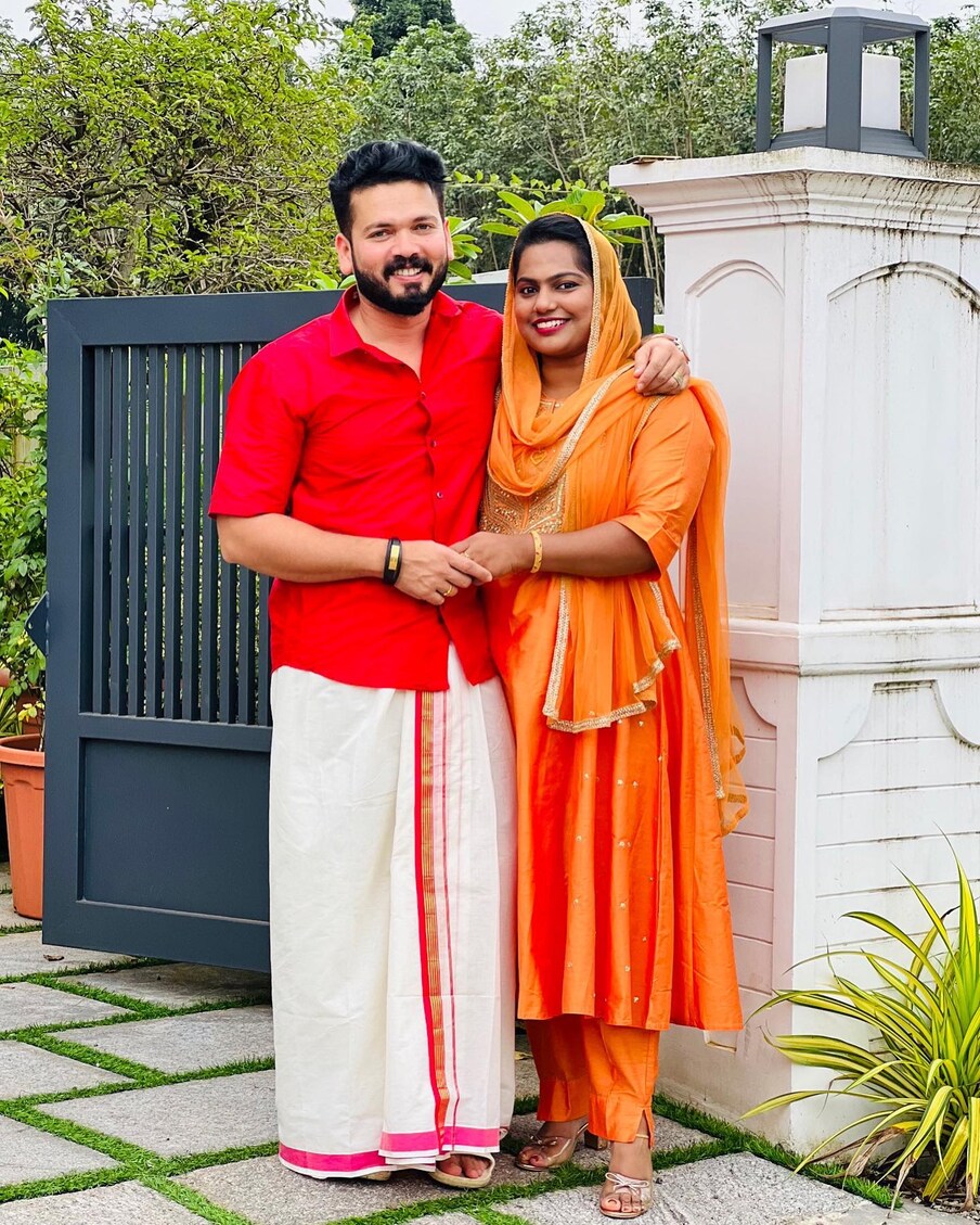  സുഹാനയും ബഷീറും ചേർന്നുള്ള ചിത്രം. ബിഗ് ബോസ് മത്സരത്തിലൂടെയാണ് എറണാകുളം സ്വദേശിയായ ബഷീർ ബഷിയെ ഏവരും അറിഞ്ഞത്