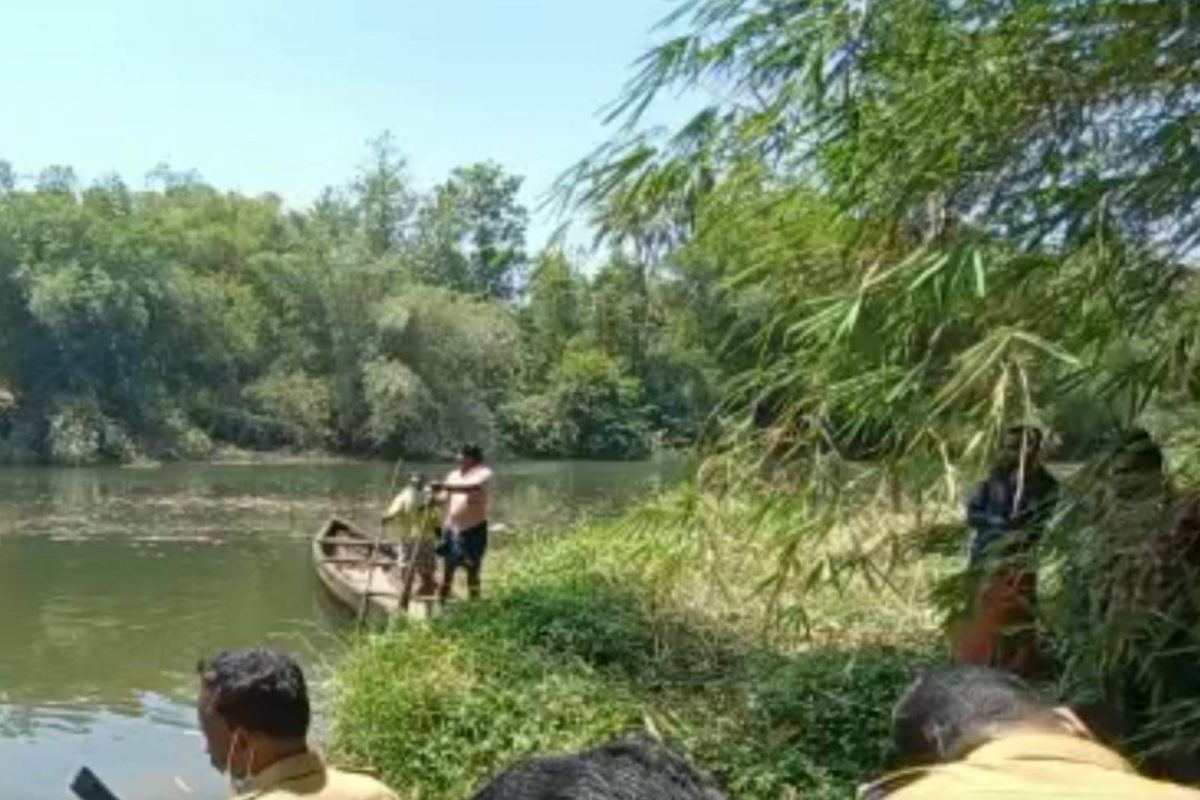 ആറ്റിങ്ങലിൽ ഭാര്യയെ കുത്തിക്കൊന്ന് ഒളിവിലായിരുന്ന പ്രതി നദിയിൽ മരിച്ച നിലയിൽ