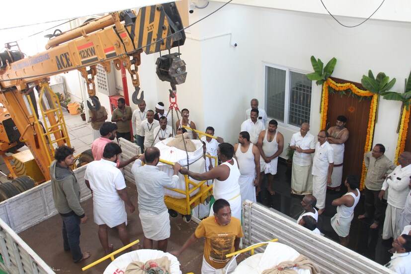  ആന്ധ്രാപ്രദേശ് മുഖ്യമന്ത്രി വൈഎസ് ജഗൻ മോഹൻ റെഡ്ഡിയാണ് പുതിയ പരകമണിയുടെ ഉദ്ഘാടനം നിർവഹിച്ചത്. ഫെബ്രുവരി അഞ്ചിന് രാവിലെ മുതൽ പുതിയ സ്ഥലത്തു വെച്ചാണ് വഴിപാടുകൾ എണ്ണിത്തിട്ടപ്പെടുത്തുന്നത്.