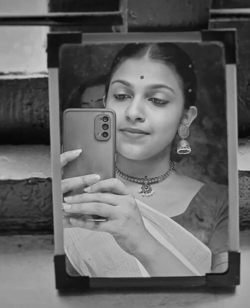  നിങ്ങളുടെ കുടുംബത്തെ ഓര്‍ത്ത് സന്തോഷവും അഭിമാനവും തോന്നുന്നു എന്നായിരുന്നു ഒരു കമന്റ്.