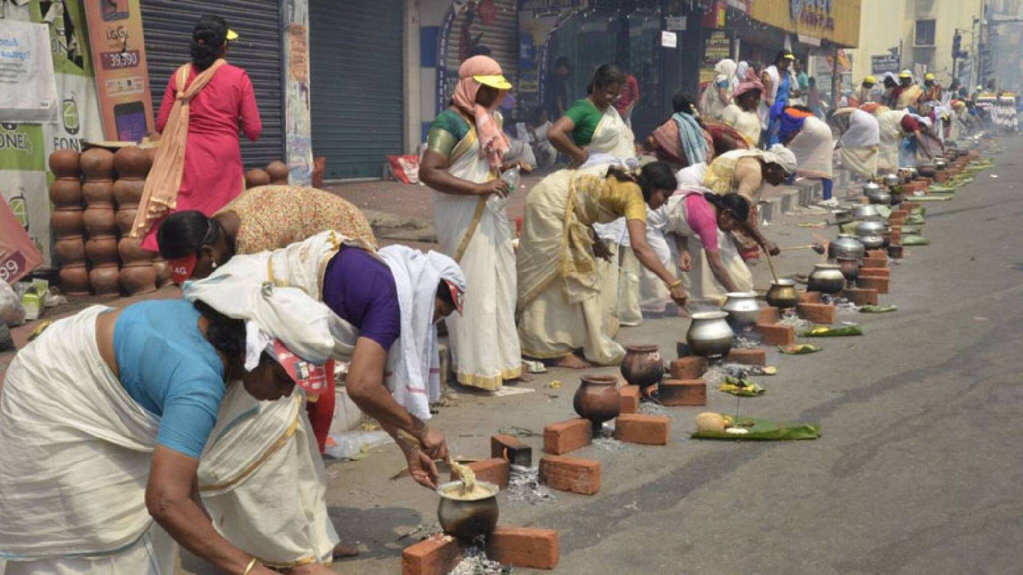 ആറ്റുകാൽ ഭഗവതി ക്ഷേത്രത്തിലെ പൊങ്കാല മഹോത്സവത്തിന് നാളെ തുടക്കം