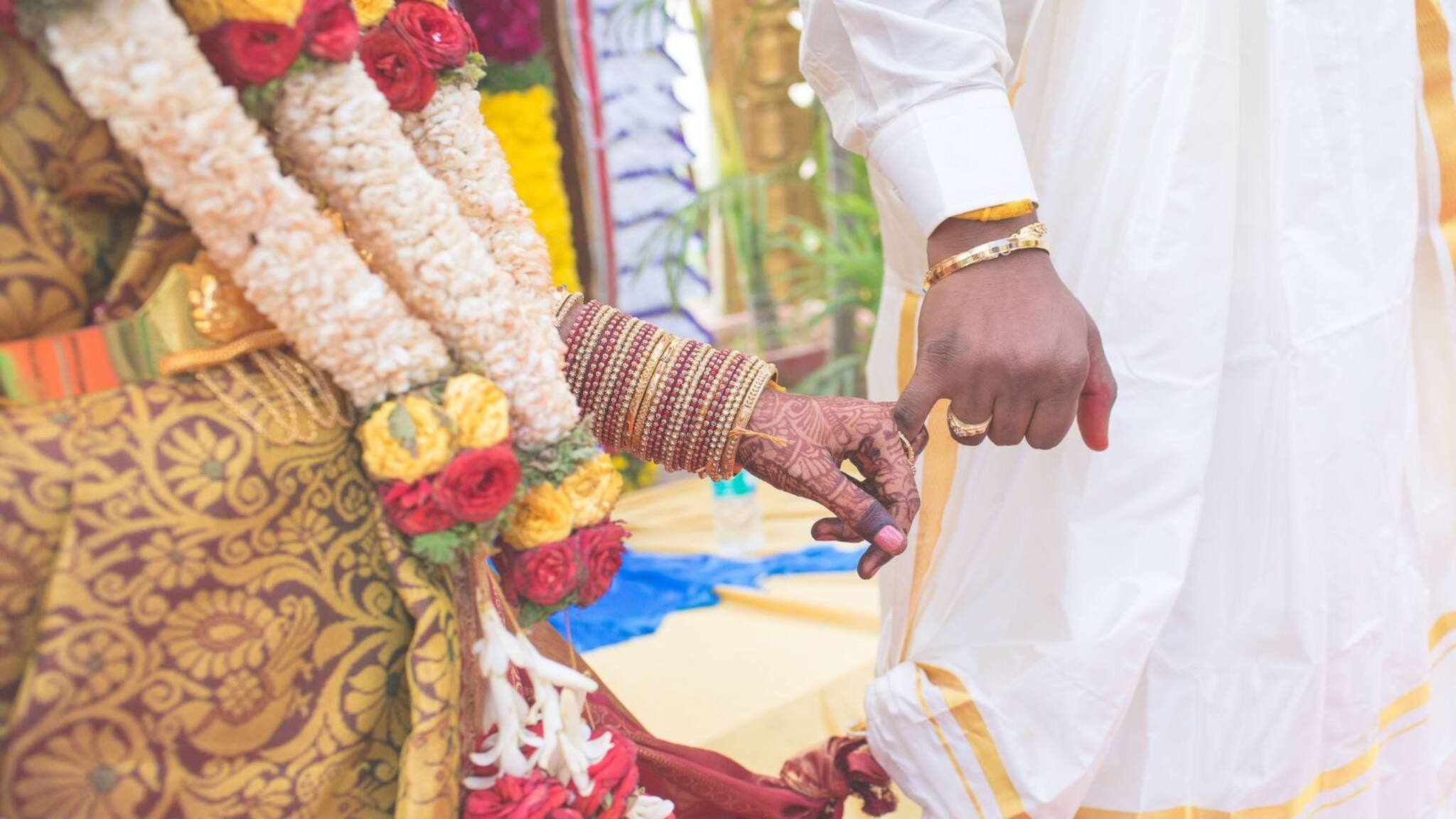 'നായർ വീടുകളിൽ കുറഞ്ഞത് മൂന്ന് കുട്ടികളെങ്കിലും വേണം; വിവാഹവും പ്രത്യുൽപ്പാദനവും ഇല്ലെങ്കിൽ ശോഷിച്ച് ഇല്ലാതാകും'; കുറിപ്പ് വൈറൽ