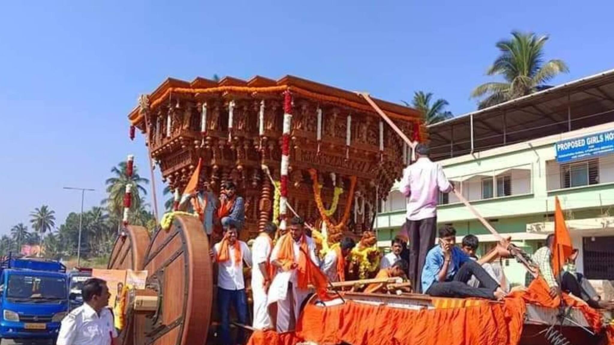 കൊല്ലൂർ മൂകാംബിക ക്ഷേത്രത്തിൽ 400 വർഷത്തിനുശേഷം പുതിയ രഥം; നിര്‍മിച്ചത് 3D സാങ്കേതിക വിദ്യ ഉപയോഗിച്ച്