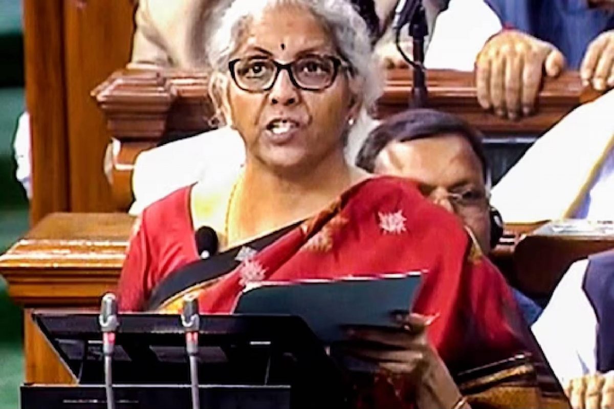 Union Budget 2023 | എന്താണ് മഹിളാ സമ്മാൻ സേവിംഗ് സർട്ടിഫിക്കറ്റ്? കാലാവധിയും പലിശനിരക്കും അറിയാം