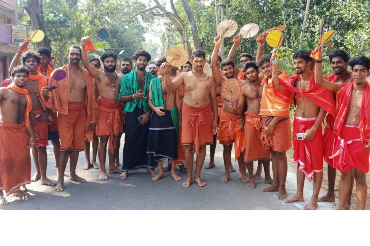 തൃപ്പരപ്പ് അരുവിയിൽ ശിവാലയ ഭക്തർ; ഭക്തിനിർഭരമായി ശിവാലയ ഓട്ടം