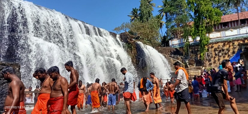  ശിവാലയോട്ടം പോകുന്ന സ്ഥലങ്ങളിൽ വീട് വളപ്പുകളിൽ ഭക്തർക്ക് അന്നദാനവും, കുടിവെള്ളവും നൽകുന്നുണ്ട്.