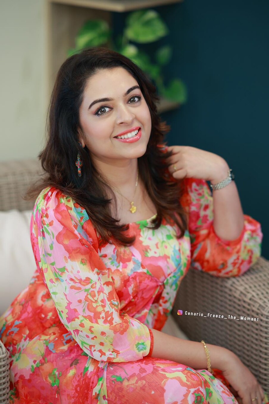  ക്ലാസ്മേറ്റ്സ് ഇറങ്ങി ഒരു വര്‍ഷത്തിന് ശേഷമാണു ചങ്ങാതിപ്പൂച്ച ചെയ്യുന്നതെന്ന് രാധിക പറഞ്ഞു. പിന്നീട് മിഷന്‍ 90 ഡേയ്‌സ് ചെയ്തു. അതിന് ശേഷമാണു ഇന്‍ ഗോസ്റ്റ് ഇന്‍ ചെയ്യുന്നത്. അതിനിടയില്‍ തനിക്ക് കുറച്ച് അവസരങ്ങൾ വന്നെങ്കിലും അതിലെല്ലാം റസിയ ഷേഡ് ഉണ്ടായിരുന്നതുകൊണ്ട് അതൊക്കെ വേണ്ടെന്ന് വെച്ചതായും രാധിക പറയുന്നു.