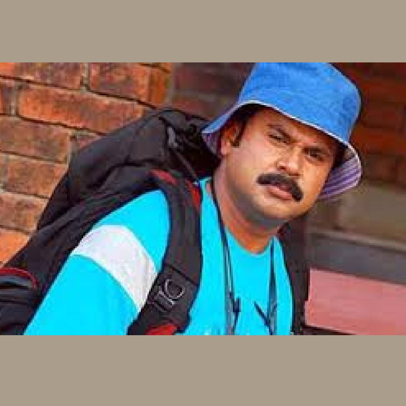  നടൻ ദിലീപിന്റെ (Dileep) നായികയായി അരങ്ങേറ്റം കുറിച്ച് പേരെടുത്ത അഭിനേത്രികൾ കുറച്ചേറെയുണ്ട് മലയാള സിനിമയിൽ. നടനുമായി വളരെ മികച്ച കെമിസ്ട്രി ഉണ്ടെന്നതാണ് പലരുടെയും പ്രത്യേകത. ജനപ്രിയ നായകൻ എന്ന പേരിൽ അറിയപ്പെടുന്ന ദിലീപിന്റെ സിനിമകൾ പലതും കുടുംബ പ്രേക്ഷകരെയോ യുവപ്രേക്ഷകരെയോ ലക്‌ഷ്യംവച്ചുള്ളതായിരുന്നു അപ്പോഴെല്ലാം. എന്നാൽ ചിലർക്കെങ്കിലും ദിലീപിന്റെ നായികയാവാൻ കഴിയാതെ പോയിട്ടുണ്ട്