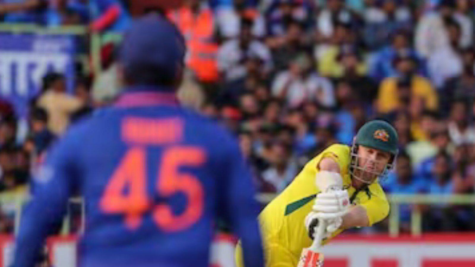 വിശാഖപട്ടണത്ത് ഇന്ത്യയെ നാണംകെടുത്തി ഓസീസ്; പത്ത് വിക്കറ്റ് ജയത്തോടെ