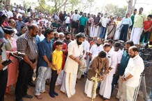 തെയ്യം കെട്ടുന്ന നൂറോളം കലാകാരന്മാർക്ക് ആദരവുമായി 'കതിവന്നൂര്‍ വീരന്‍' സിനിമയ്ക്ക് തുടക്കം കുറിച്ചു