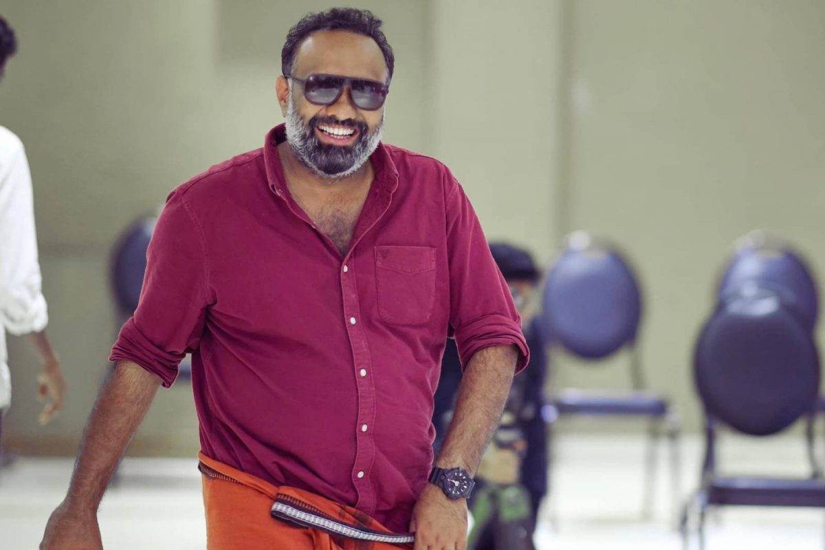 അടുത്ത അബ്ദുള്ളക്കുട്ടിയോ പിസി ജോർജോ ആയി മുദ്രകുത്തേണ്ട; പിടിക്കുന്നെങ്കിൽ പച്ചക്കൊടിയേ പിടിക്കൂ: ഒമർ ലുലു