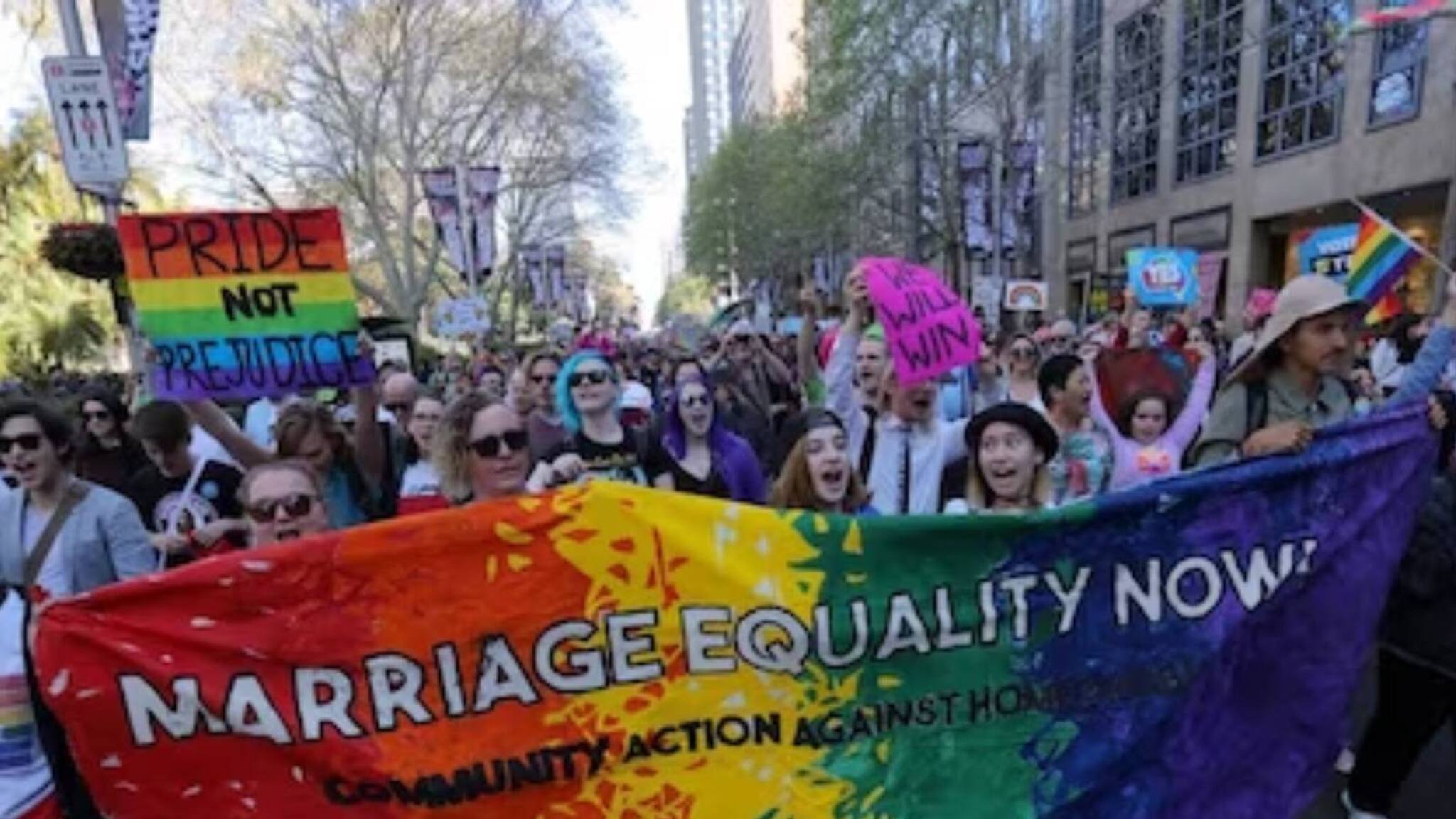 സ്വവർഗ വിവാഹത്തെ എതിർത്ത് കേന്ദ്രം; നിയമപരമായി അംഗീകാരമുള്ള രാജ്യങ്ങള്‍ ഏതെല്ലാം?