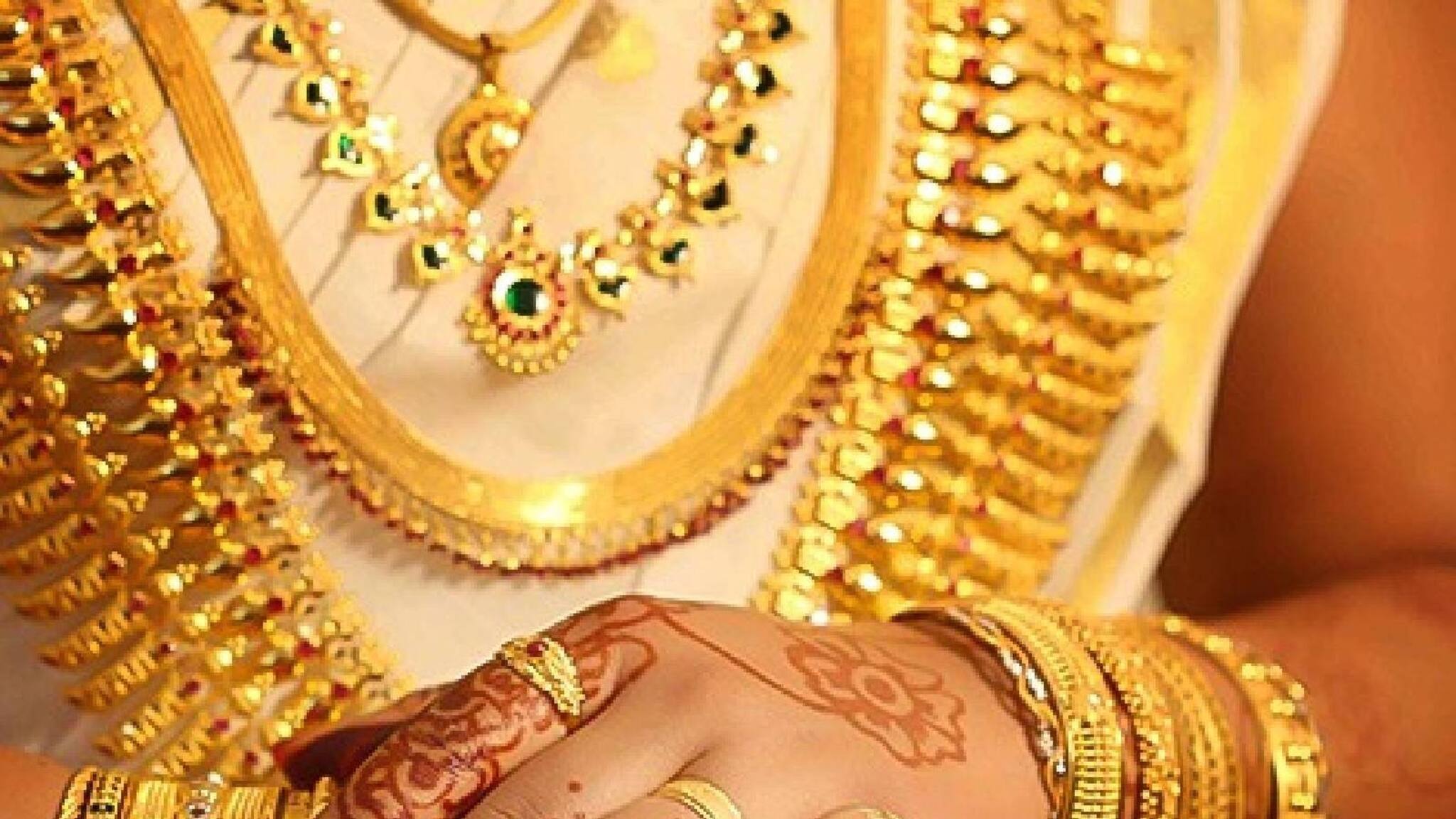 'വധുവിന് വിവാഹ സമ്മാനം 10 പവനും ഒരുലക്ഷം രൂപയും മതി'; സംസ്ഥാന വനിത കമ്മിഷൻ