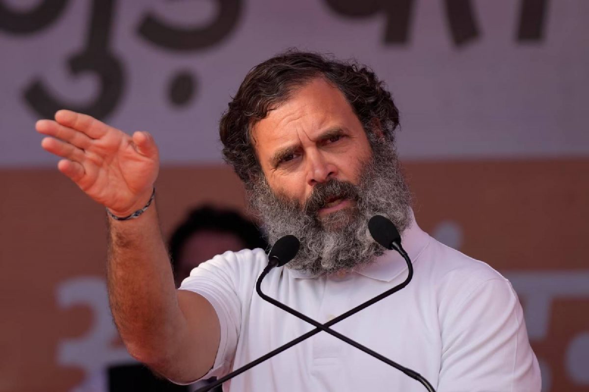 'പട്ടാഭിഷേകം കഴിഞ്ഞു, അഹങ്കാരിയായ രാജാവ് തെരുവിൽ പൊതുജനത്തിന്റെ ശബ്ദം അടിച്ചമർത്തുന്നു'; രാഹുൽ ഗാന്ധി